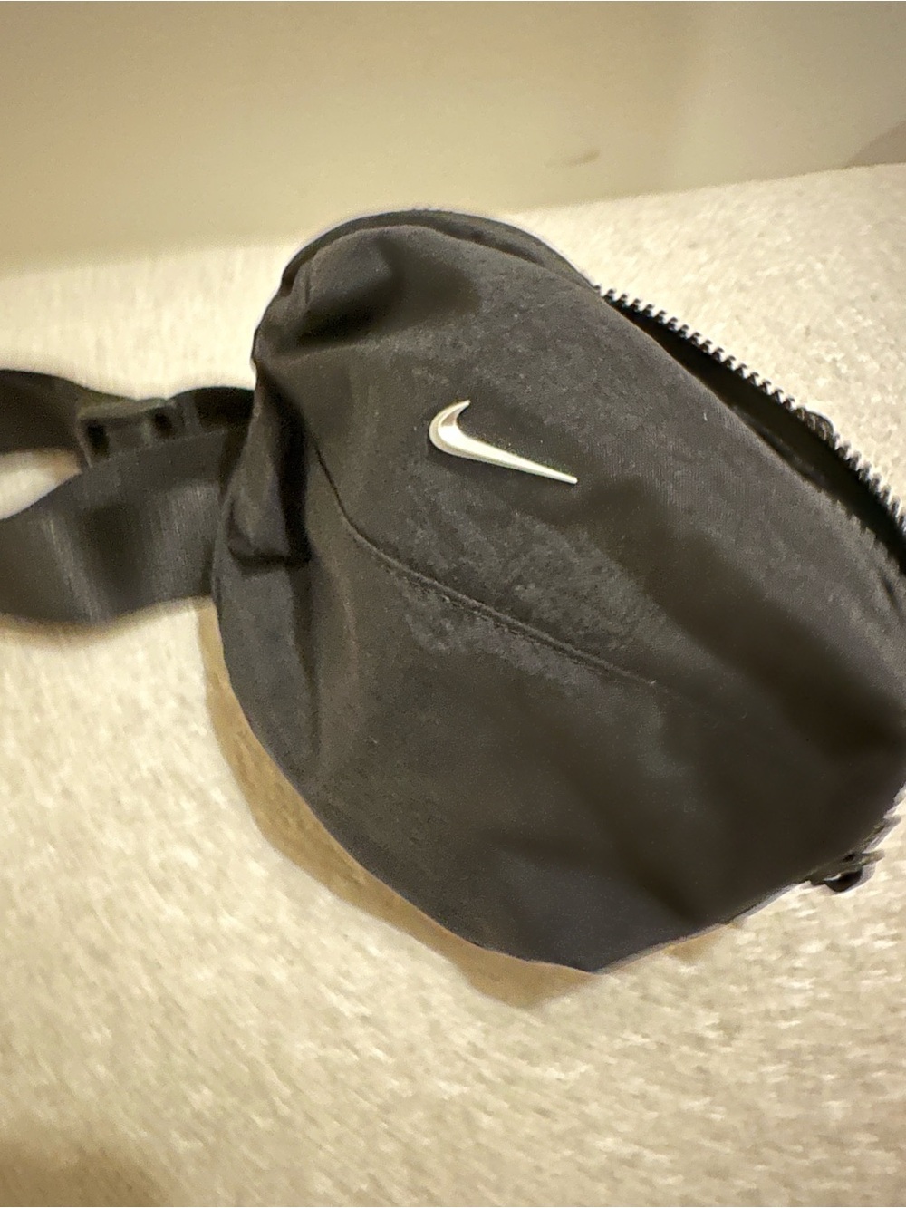 Nike Black Crossbody/Fanny Pack - Small Everyday Men’s Bag